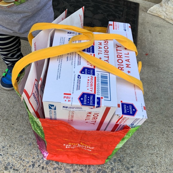 Meet your Posher, Jeniffer 🖤 - Picture 6 of 7